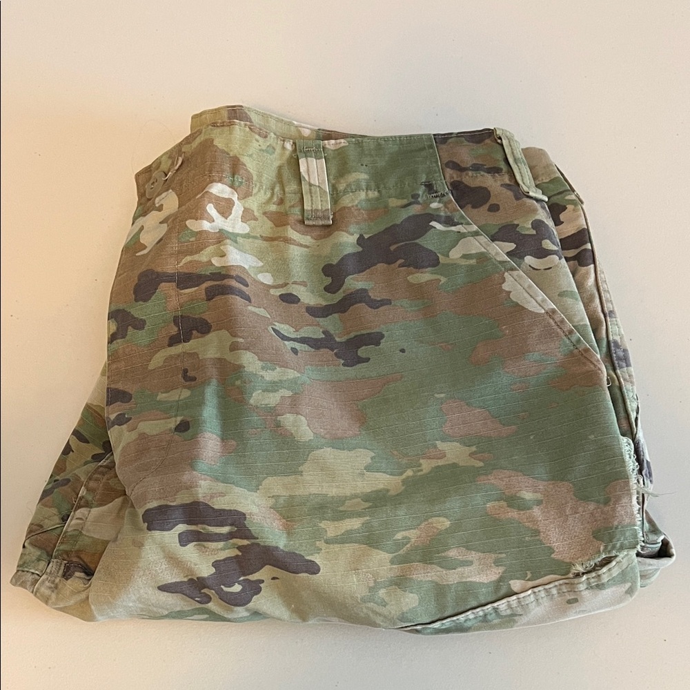 Camouflage Cargo Pant Light Camo Size Large *Flawed